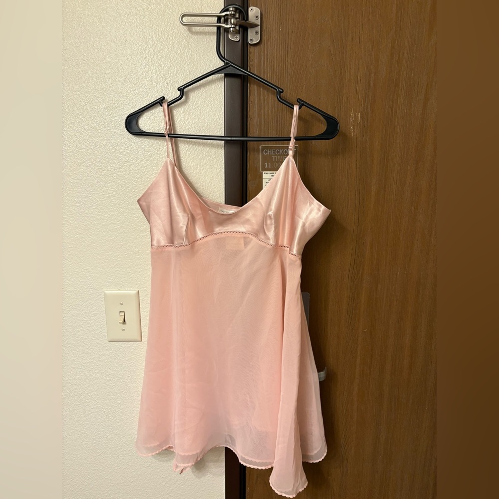 COPY - Vintage Victoria's Secret Slip Dress Medium Gold Jaquard Lace Satin Ling…